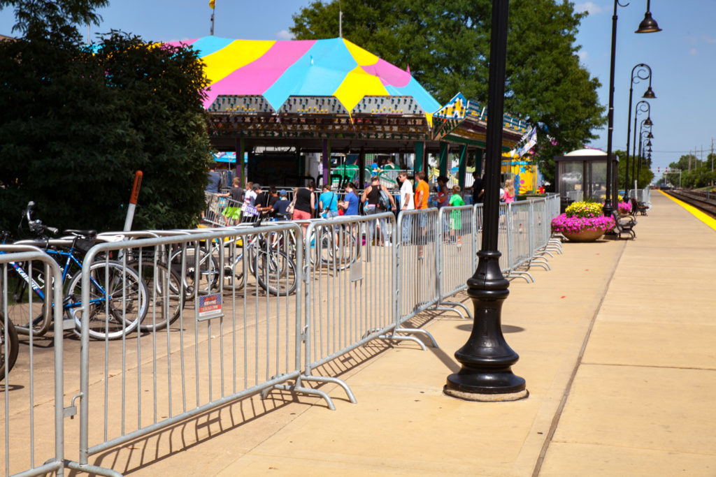 Barricades rented in Chicago, IL