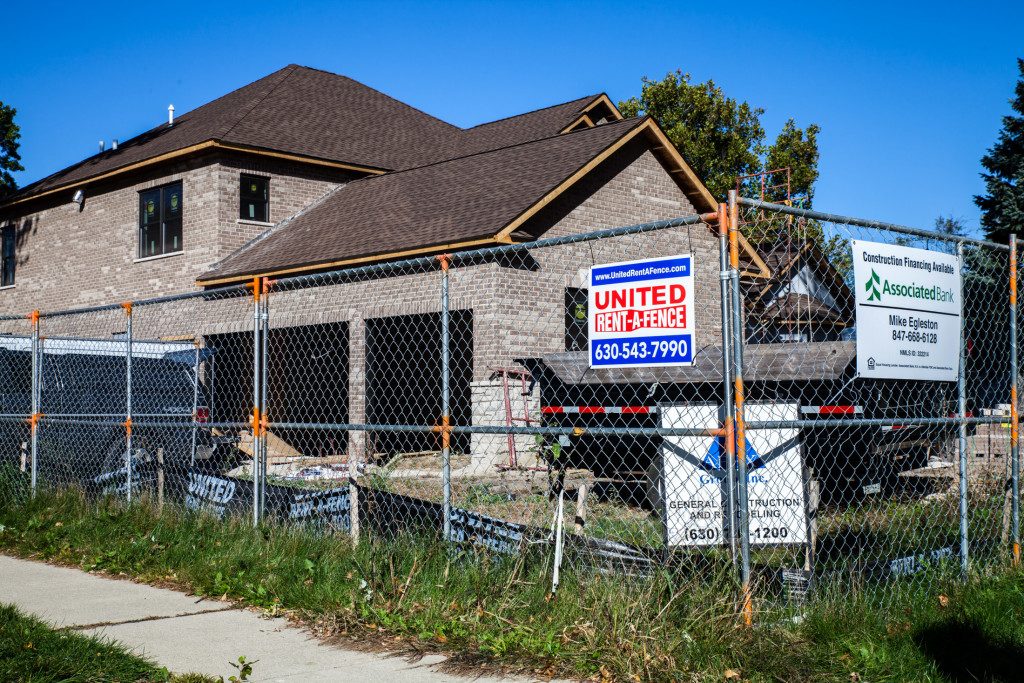 Panel fence rental for residential construction